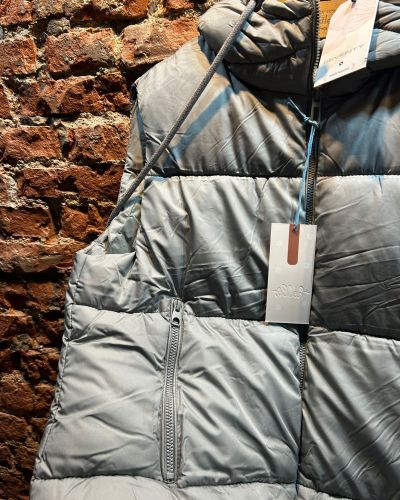 Chaleco gris – Seventy