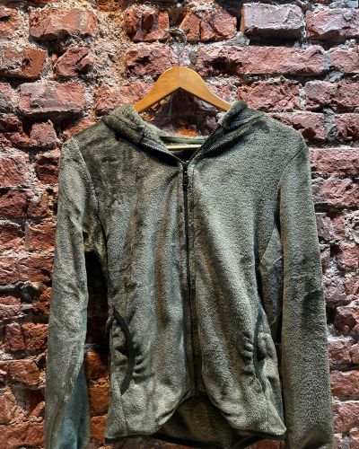 Campera plush verde – Seventy