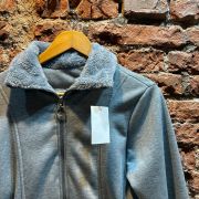 Campera con corderito gris – Mazur