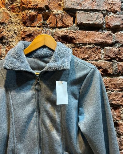 Campera con corderito gris – Mazur